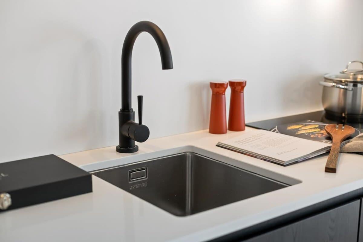 Huswell - Renovated Apartment In The Heart Of ออสเทนด์ ภายนอก รูปภาพ