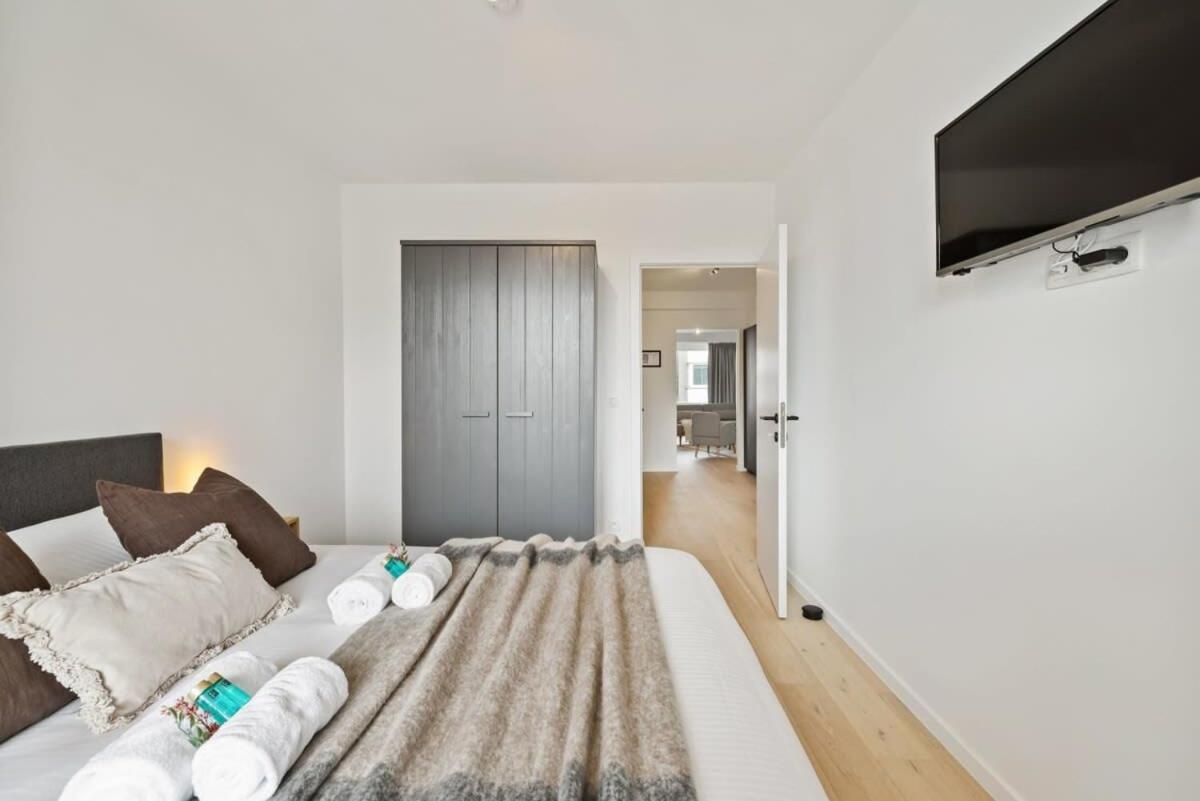 Huswell - Renovated Apartment In The Heart Of ออสเทนด์ ภายนอก รูปภาพ